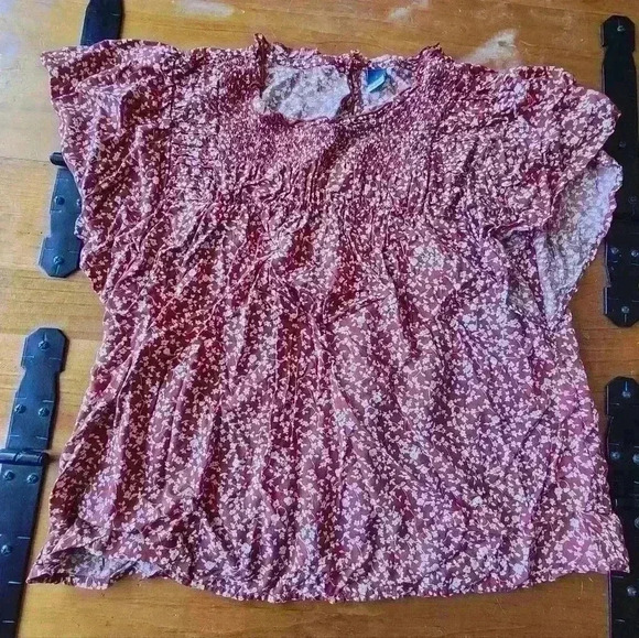 Old navy floral blouse size small - Picture 1 of 4